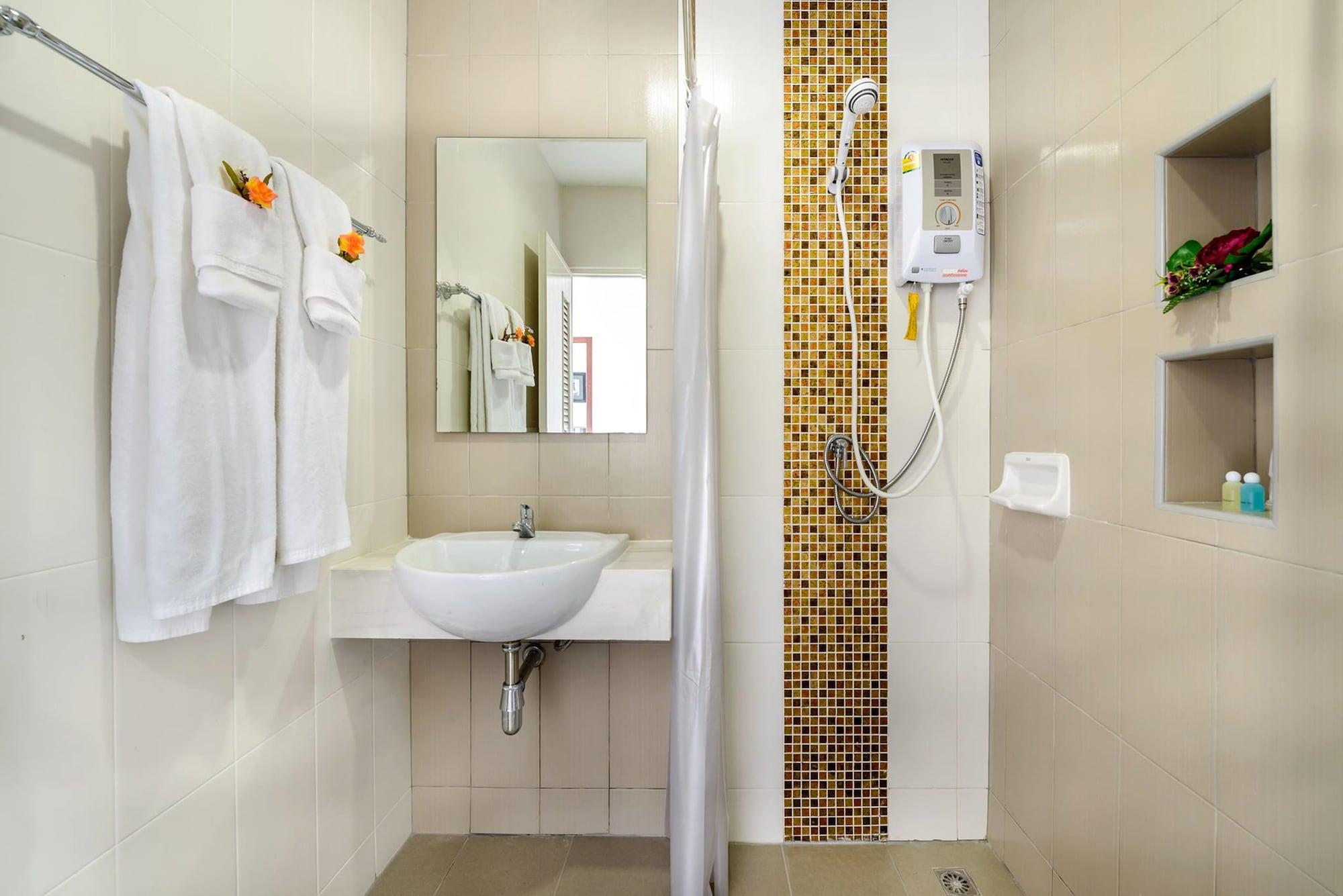 The Topaz Residence Phuket Town Ngoại thất bức ảnh