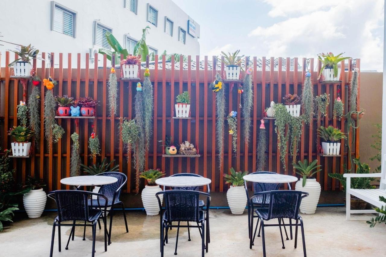 The Topaz Residence Phuket Town Ngoại thất bức ảnh